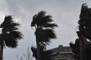 Meteoroloji 2'nci B&ouml;lge M&uuml;d&uuml;rl&uuml;ğ&uuml;'nce İzmir genelinde bu gece yarısından sonra