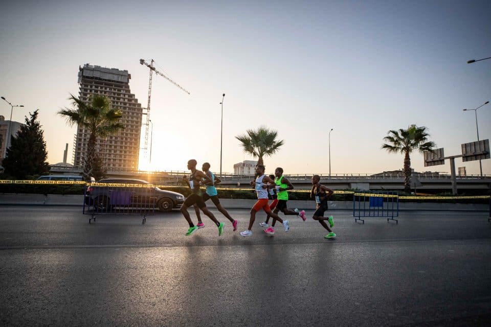 İzmir tarihinin en &ouml;nemli spor organizasyonlarından biri olan Maratonİzmir&rsquo;in startı