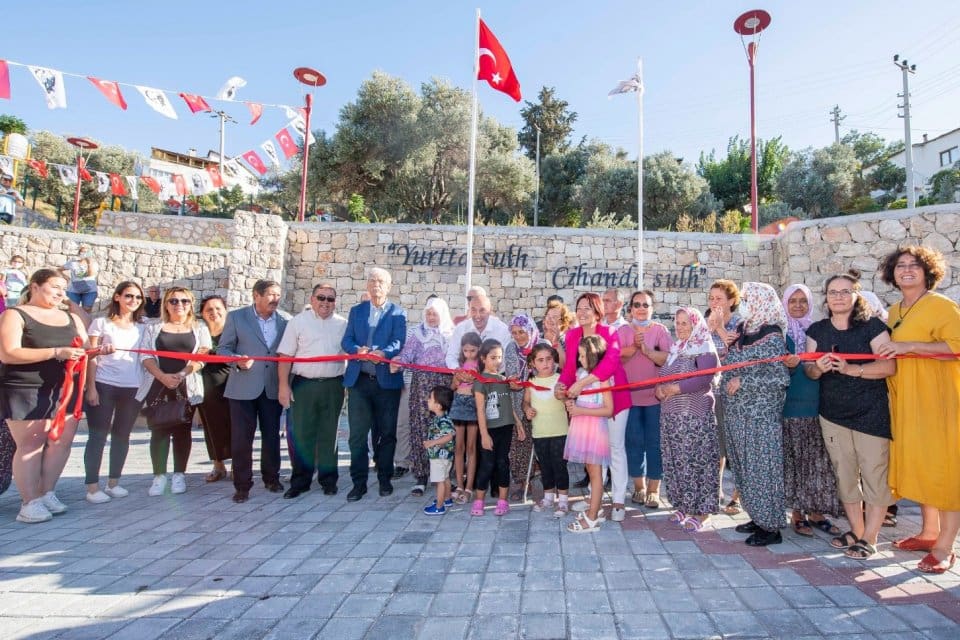 İzmir B&uuml;y&uuml;kşehir Belediyesi, yaptığı &ccedil;evre yatırımlarıyla kente yeni mavi bayraklı