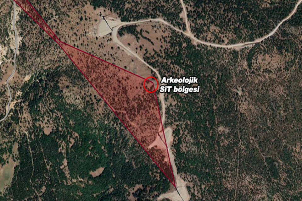 Dikili il&ccedil;esi Merdivenli Mahallesi Manastırtepe (Seyrettepe) mevkii, 1. Derece Arkeolojik