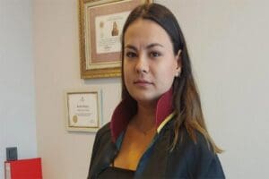 İzmir Barosu'na kayıtlı kadın avukatlara &ouml;l&uuml;m tehdidi i&ccedil;eren mesajlar gelmeye