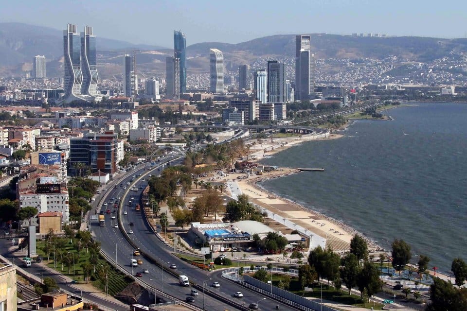 İzmir'de T&uuml;rkiye İstatistik Kurumu (T&Uuml;İK) verilerine g&ouml;re mayıs ayında 7