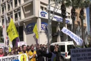 Sosyal G&uuml;venlik Kurumu (SGK) &ccedil;alışanları, EYT d&uuml;zenlemesinin ardından iş y&uuml;klerinin