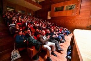 İzmir B&uuml;y&uuml;kşehir Belediyesi tarafından bu yıl ikincisi d&uuml;zenlenen &ldquo;İzmir Uluslararası