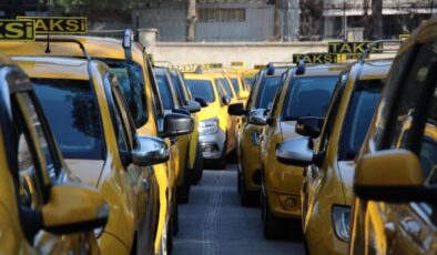 İzmir’de taksicilerden zam kuyruğu! İndi-bindi artık 30 TL