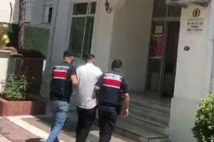 İZMİR'in 6 il&ccedil;esinde, sosyal medyadan ter&ouml;r &ouml;rg&uuml;t&uuml; PKK propagandası yaptığı