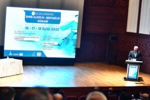 İzmir B&uuml;y&uuml;kşehir Belediyesi&rsquo;nin ev sahipliğinde Alevi Dernekleri işbirliğiyle d&uuml;zenlenen 3.