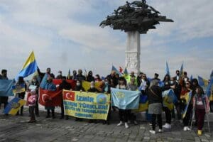 RUSYA'nın Ukrayna'ya y&ouml;nelik başlattığı harekatın 4'&uuml;nc&uuml; g&uuml;n&uuml;nde, İzmir'de yaşayan Ukraynalılar