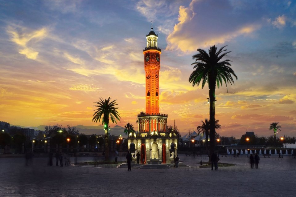 Kentte en y&uuml;ksek sıcaklıkların 22 ila 24 derece arasında seyredeceği,