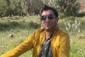İzmir'in Bayraklı il&ccedil;esinde, tartıştığı Erdal &Ccedil;i&ccedil;ek'i (49) sırtından bı&ccedil;aklayarak &ouml;ld&uuml;ren