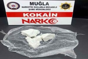 MUĞLA'nın Marmaris il&ccedil;esinde, polis ekiplerince narkotik k&ouml;peği 'Coco' ile bir