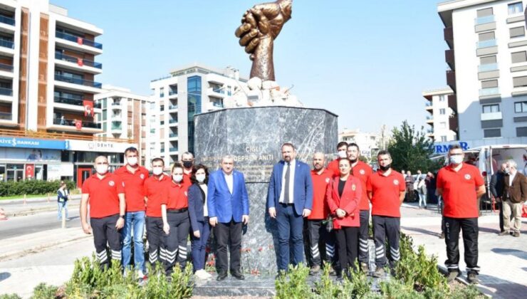 İzmir Depremi Çiğli'de unutulmadı… 'İzmir Depremi'ni unutturmayacağız'