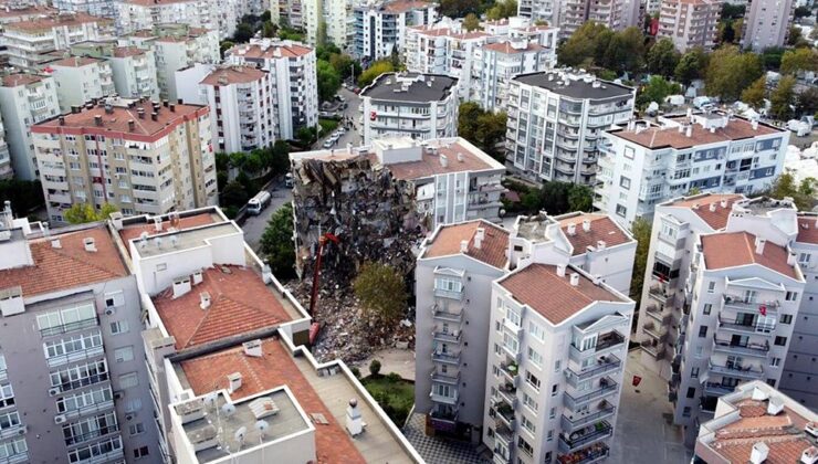 İzmir depreminde yıkılan binalarda rapor ayrıntısı