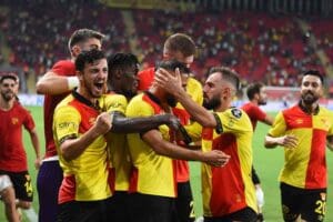 Spor Toto 1'inci Lig'de G&ouml;ztepe galibiyet hasretine İzmir derbisinde son
