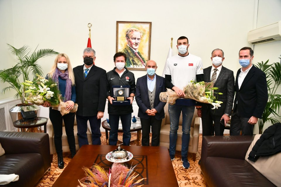 İzmir B&uuml;y&uuml;kşehir Belediye Başkan Tun&ccedil; Soyer, T&uuml;rkiye&rsquo;nin gelmiş ge&ccedil;miş en