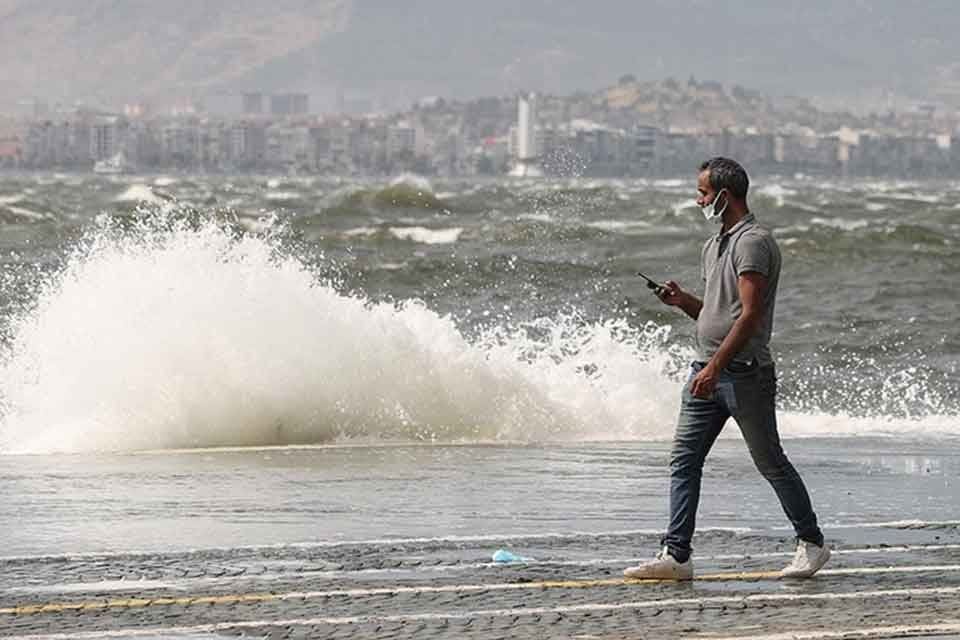 Kent haftaya fırtına ile başlayacak. Sıcaklar ise kendini hissettirmeye devam