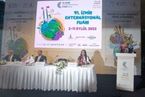 İzmir B&uuml;y&uuml;kşehir Belediyesi ve İZFAŞ tarafından d&uuml;zenlenen İzmir Enternasyonal Fuarı