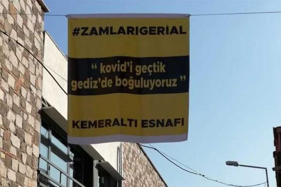 İzmir'in 500 yıllık tarihi Kemeraltı &Ccedil;arşısı'nda esnaf, zamlara isyan etti