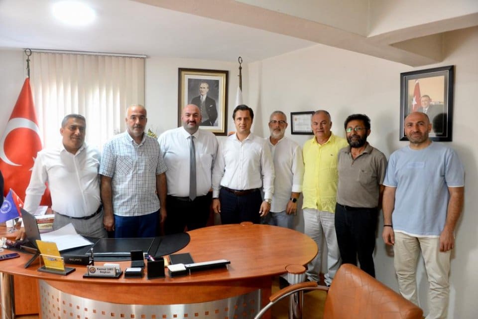 İzmir Fırıncılar Esnaf Odası&rsquo;nda son g&uuml;nlerde yoğun bir mesai yaşanıyor.