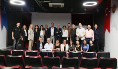 İzmir Gazeteciler Cemiyeti'nden 'Etik Gazeteciler Atölyesiı çalışması