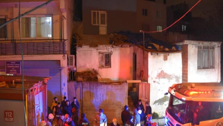 İzmir’i fırtına vurdu… Evin çatısı çöktü: 1 yaralı!