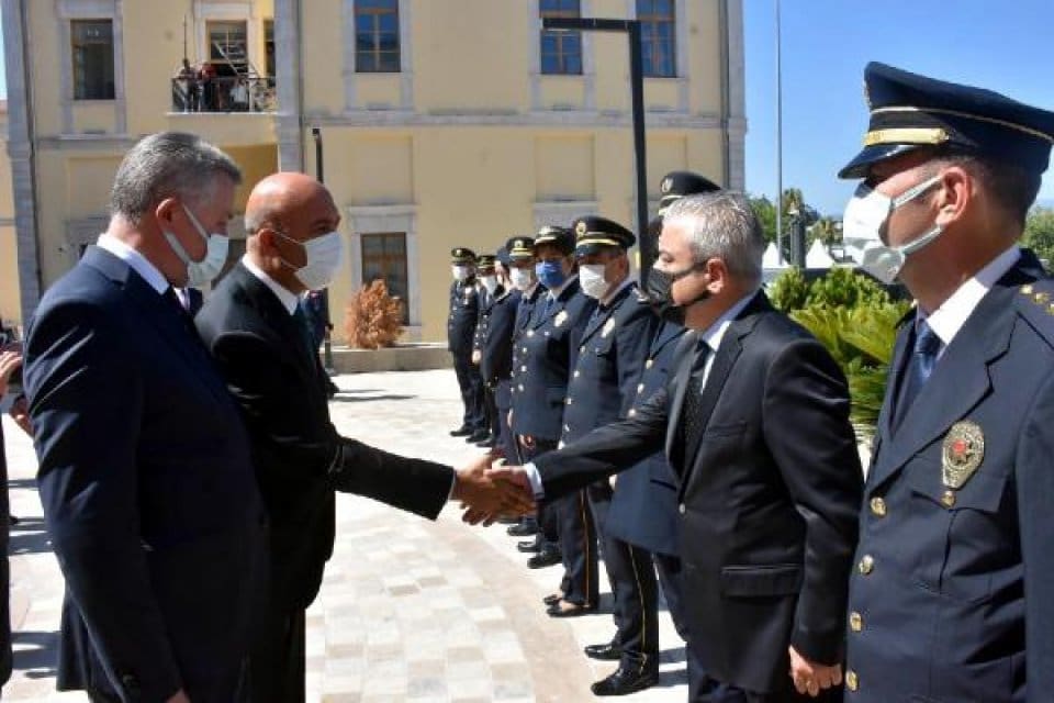 İzmir&nbsp; İl Emniyet M&uuml;d&uuml;r&uuml; H&uuml;seyin Aşkın, g&ouml;revi 1&rsquo;inci Sınıf Emniyet