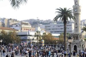 T&uuml;rkiye İstatistik Kurumu (T&Uuml;İK), "Adrese Dayalı N&uuml;fus Kayıt Sistemi 2021