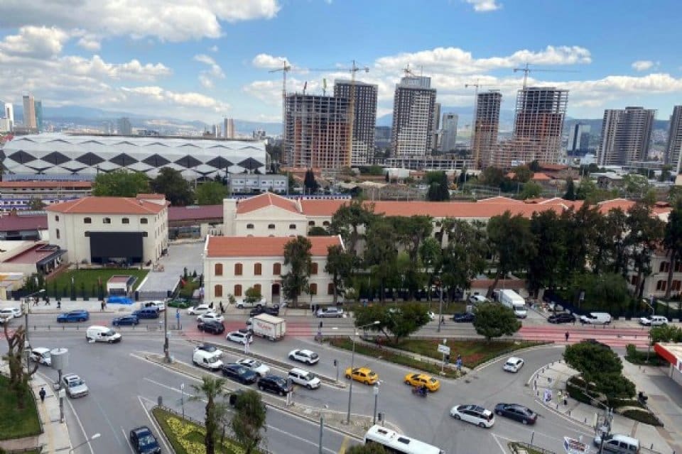 İzmir'de yeni bir cazibe merkezi oluşturması i&ccedil;in K&uuml;lt&uuml;r ve Turizm