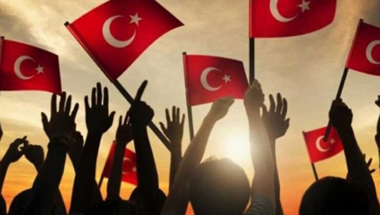 İzmir iş dünyasından 29 Ekim kutlaması: 'Üretken, zengin ve modern bir ülke olarak geleceğe yürüyeceğiz'