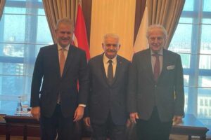 Adalet ve Kalkınma Partisi İzmir Milletvekili Mahmut Atilla Kaya, İzmir