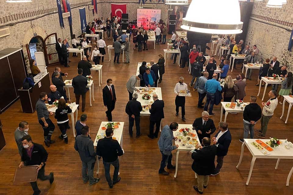 İzmir B&uuml;y&uuml;kşehir Belediyesi ev sahipliğinde 15-17 Ekim tarihleri arasında d&uuml;zenlenen