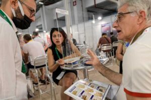 T&uuml;rkiye&rsquo;nin uluslararası ihracat platformu olan Marble İzmir Fuarı beklentilerin &ouml;tesine