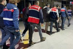 İZMİR merkezli 40 ilde FET&Ouml;/PDY'ye y&ouml;nelik y&uuml;r&uuml;t&uuml;len soruşturma kapsamında, hakkında