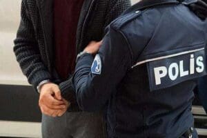 İzmir merkezli 35 ilde, FET&Ouml;/PDY'nin T&uuml;rk Silahlı Kuvvetleri yapılanmasına y&ouml;nelik