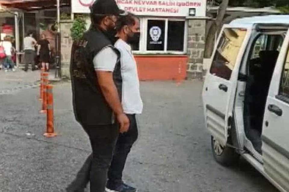 İzmir merkezli Diyarbakır ve Mardin’de düzenlenen operasyonda, terör örgütü PKK/KCK