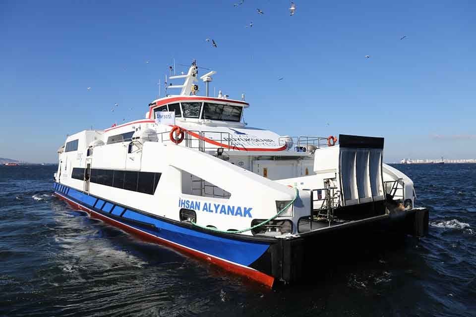 İzmir&rsquo;den Midilli&rsquo;ye, yaz boyunca hafta sonları yapılacak gemi seferleri 17