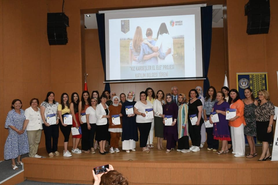 Kadınların iş yaşamına katılımı, istihdamının arttırılması amacıyla İzmir Soroptimist Kul&uuml;b&uuml;
