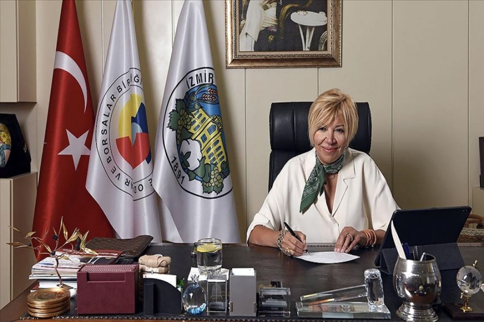 İzmir Ticaret Borsası'nda mevcut Y&ouml;netim Kurulu Başkanı Işınsu Kestelli'nin tek