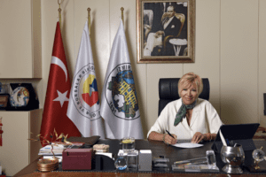 İzmir Ticaret Borsası Y&ouml;netim Kurulu Başkanı&nbsp;Işınsu Kestelli, 30 Ağustos Zafer