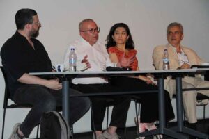 Nouvelle Vague projesinin kurucusu Fransız m&uuml;zisyen Marc Collin, 2. İzmir