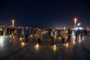İzmir B&uuml;y&uuml;kşehir Belediyesi ulu &ouml;nder Mustafa Kemal Atat&uuml;rk&rsquo;&uuml;n ebediyete uğurlanışının