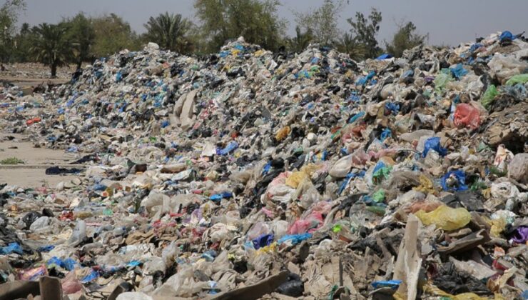 İzmirli avukatlar atık çöp ithalatına savaş açtı: 'Türkiye Avrupa'nın çöplüğü olmamalı!'