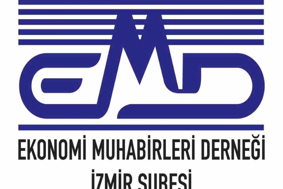 Deprem felaketinde ofisini ve ekipmanlarını yıkıntıların altında kalan depremzede medya
