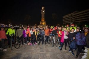 İzmir B&uuml;y&uuml;kşehir Belediyesi yılın en uzun g&uuml;n&uuml; 21 Aralık&rsquo;ta gece