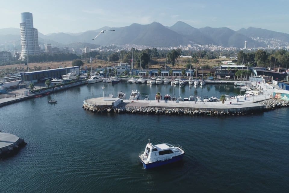 İzmir B&uuml;y&uuml;kşehir Belediyesi tarafından 2020 yılında yenilenerek halkın kullanımına sunulan