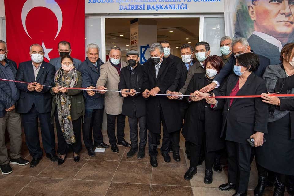 İzmir B&uuml;y&uuml;kşehir Belediyesi Yarımada b&ouml;lgesinde yaşayan yurttaşların&nbsp; İZSU hizmetlerine daha