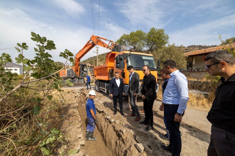 İZSU Genel M&uuml;d&uuml;rl&uuml;ğ&uuml;, İzmir B&uuml;y&uuml;kşehir Belediye Başkanı Tun&ccedil; Soyer&rsquo;in kentte