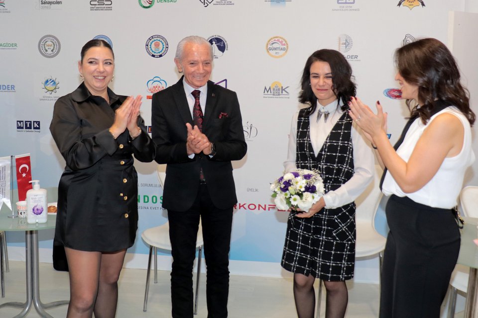 T.C. Ticaret Bakanlığı himayelerinde, İzmir B&uuml;y&uuml;kşehir Belediyesi ev sahipliğinde, Ege