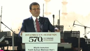 İstanbul Büyükşehir Belediye Başkanı İstanbul’un fethinin 570’inci yıl kutlamalarına katıldı. Maltepe’deki