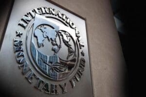 IMF'den yapılan a&ccedil;ıklamada, gelişmekte olan &uuml;lkelerin Fed'in faiz artırımı kararlarına